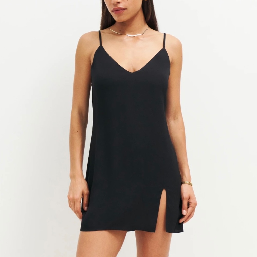 Mini Black Dress (Marlowe Dress Reformation)
